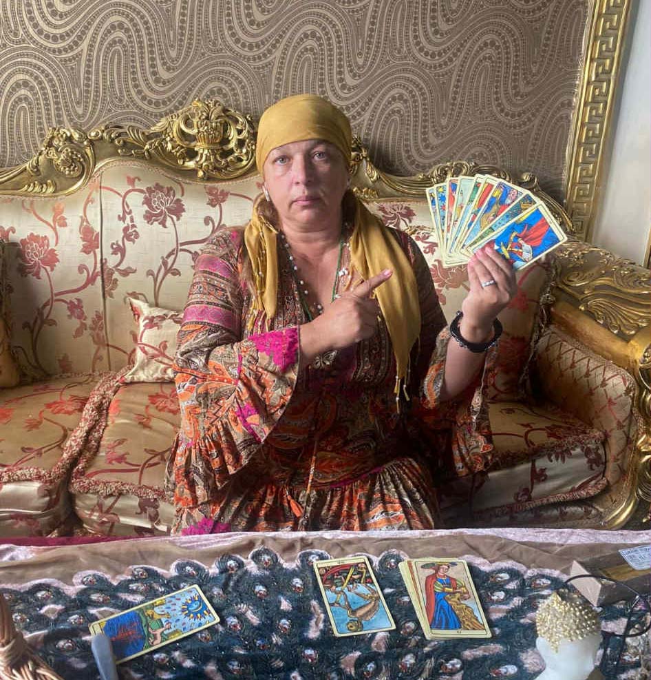 Clarvăzătoarea și prezicătoarea Maria Tamara - Cap