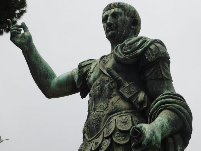 împăratul Traian1-650x488