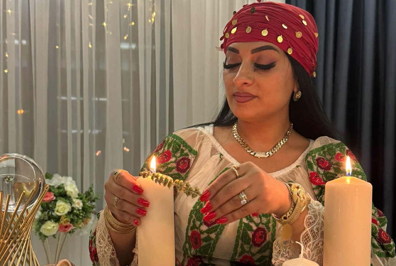 Mulţumiri dim Venezuela și Israel pentru vrăjitoarea Daniela Lider